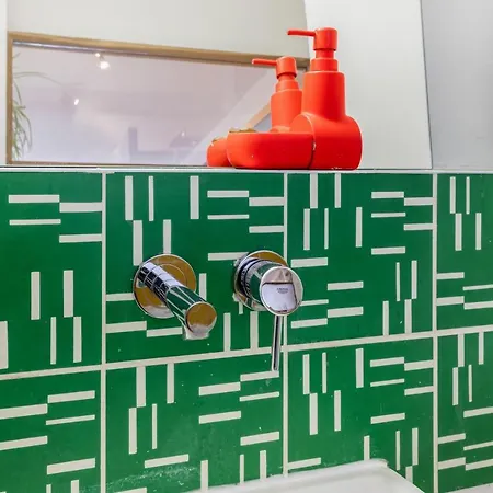 Avec Belle Vue Sur *